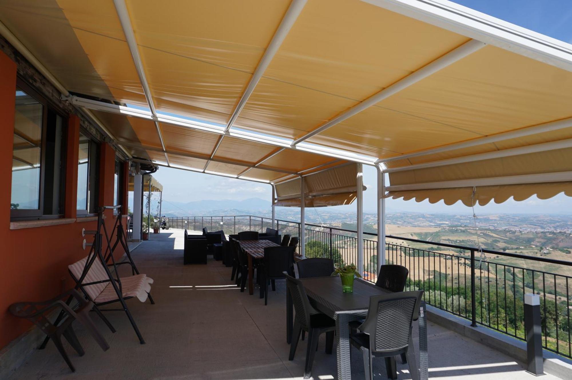 La Terrazza Motta Bed & Breakfast Atri Luaran gambar