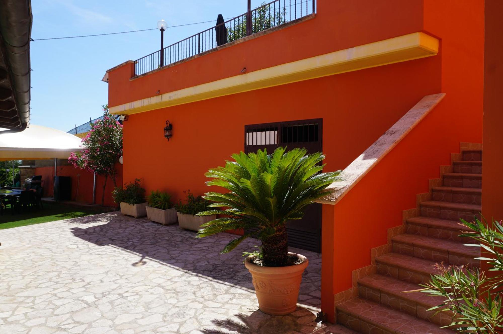 La Terrazza Motta Bed & Breakfast Atri Luaran gambar