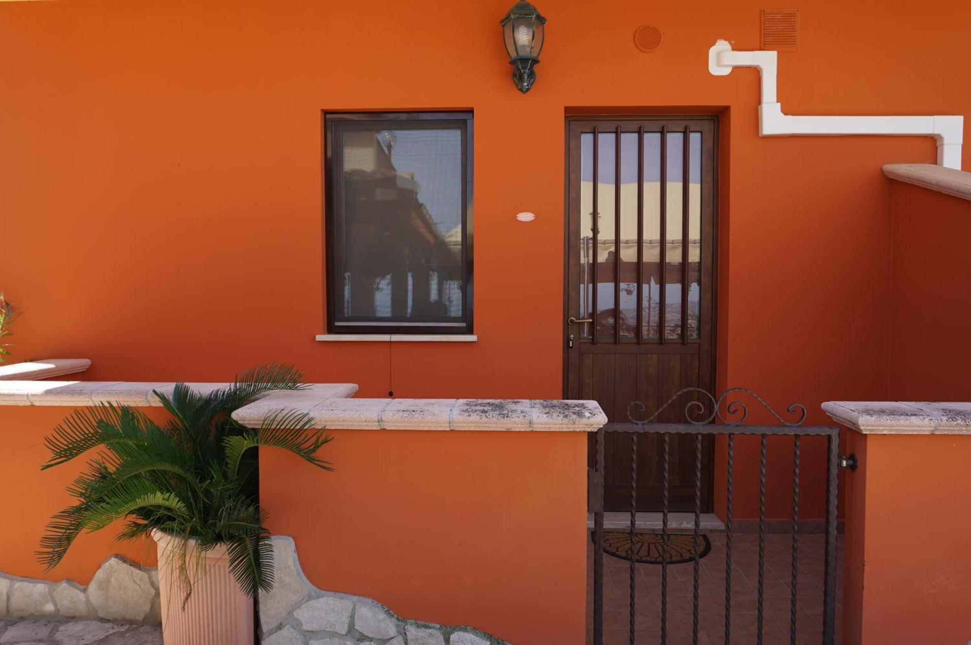 La Terrazza Motta Bed & Breakfast Atri Luaran gambar