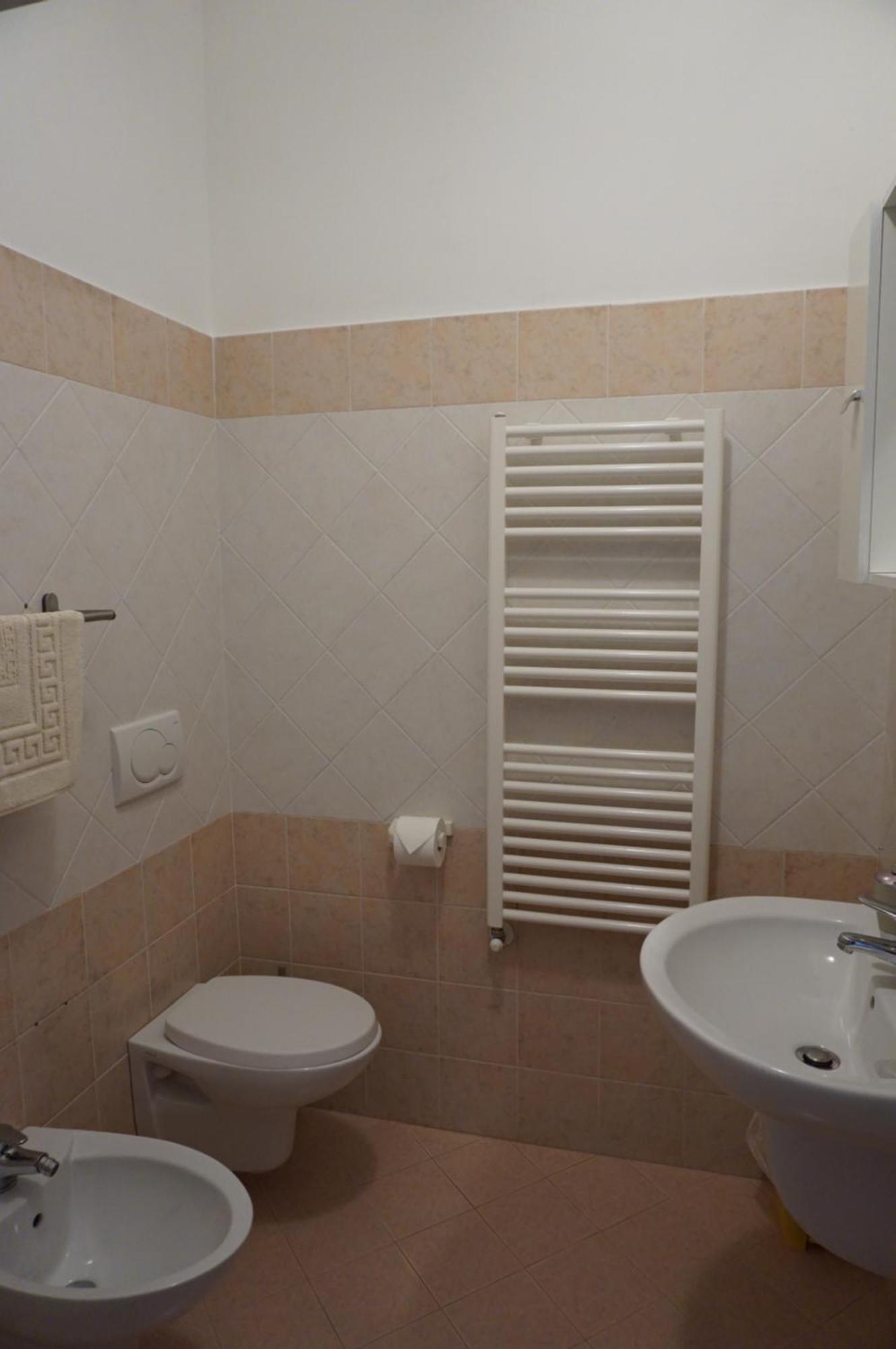 La Terrazza Motta Bed & Breakfast Atri Luaran gambar