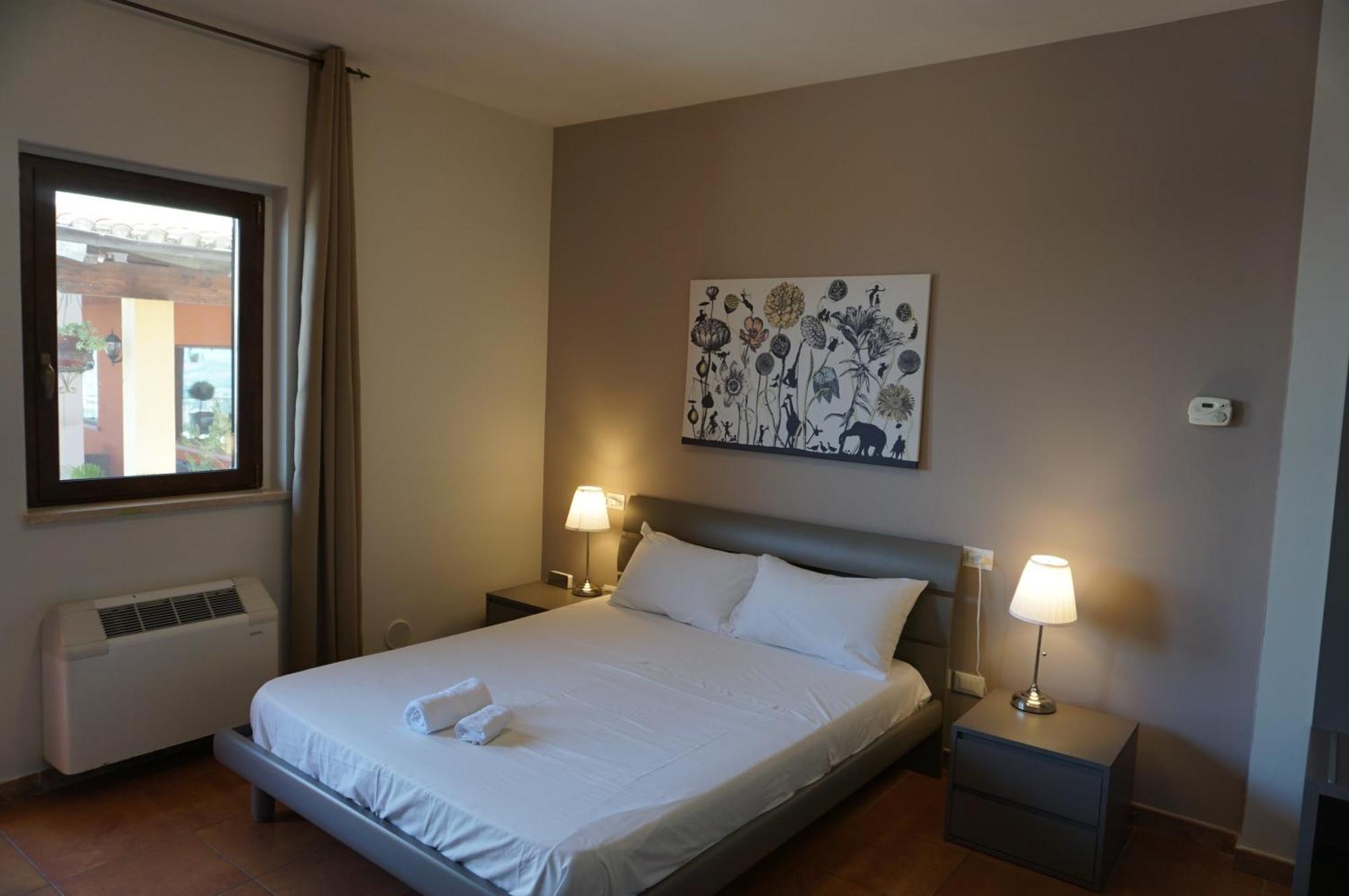 La Terrazza Motta Bed & Breakfast Atri Luaran gambar